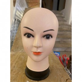 Plastová aranžérská hlava