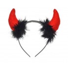 Čelenka s čertovskými rohy