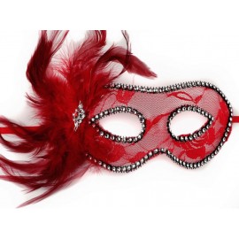 Karnevalová maska - škraboška krajka s peřím červená
