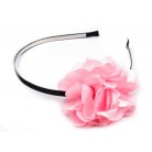 Kovová čelenka do vlasů s květem růžová