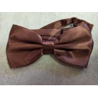 Saténový party motýlek hnědý